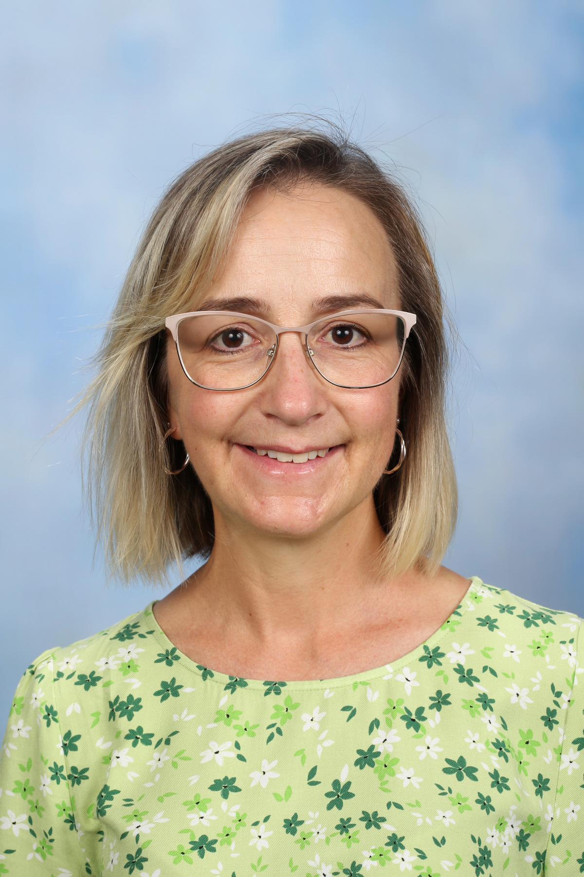 Photo of Claire McLennan